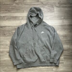 Nike Men's Sportswear Club Fleece Hoodie